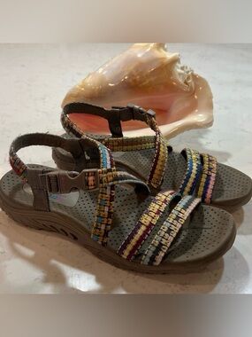 Skechers Women's Multi Colored Woven Strappy Slingback Sandal size 7